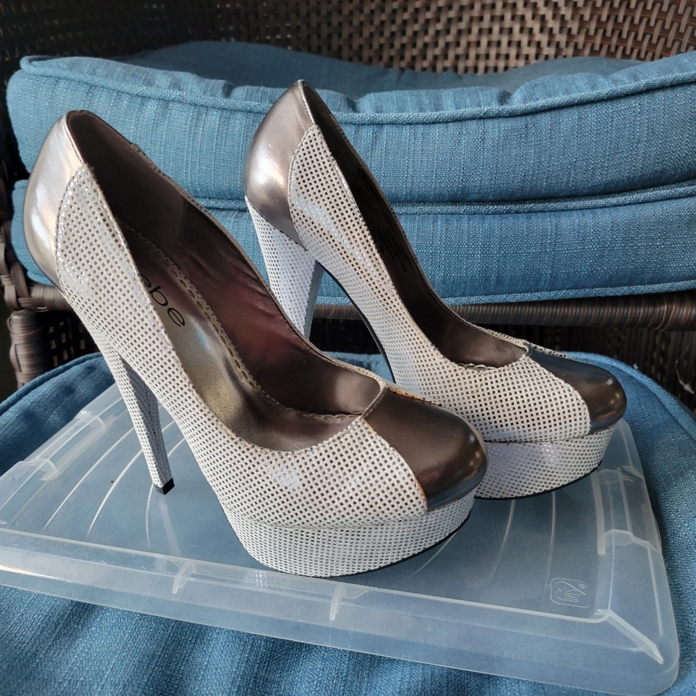 bebe silver patterned 4 inch heels